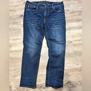 Men’s American Eagle Dark Wash Jeans